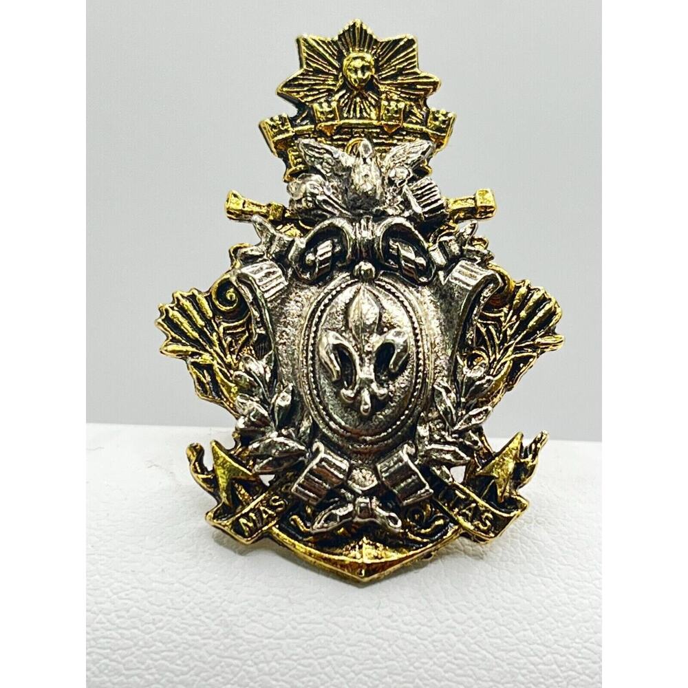 ART Arthur Pepper Signed Ring Shield Crest Gold And Silver Vintage Jewelry SZ 3
